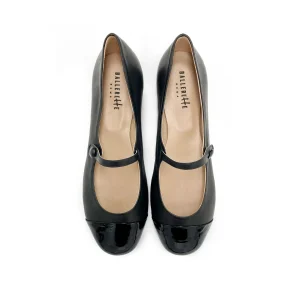 Ballerine Mary Jane nere in pelle con cinturino e punta in vernice