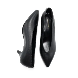 Scarpe décolleté nere in pelle con scollo a V e tacco