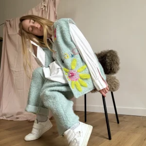 Veste « CLAUDE » sans manche tissu bouclettes