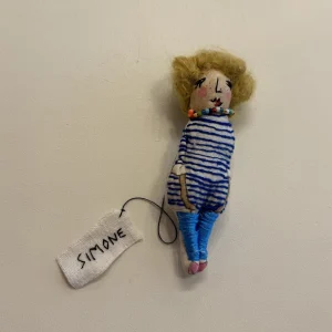 Broche « SIMONE » brodée main