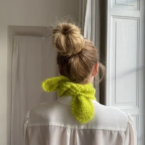 Tour de cou kid mohair vert chartreuse & fil lurex à sequins