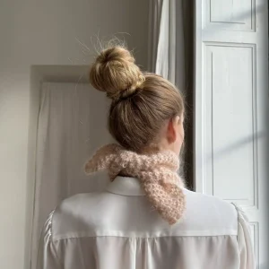Tour de cou kid mohair rose coquille d’œuf