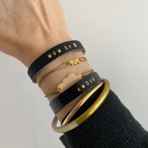 bracelet message