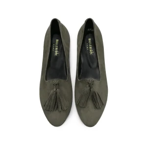 Mocassini donna verde bosco in camoscio con nappine